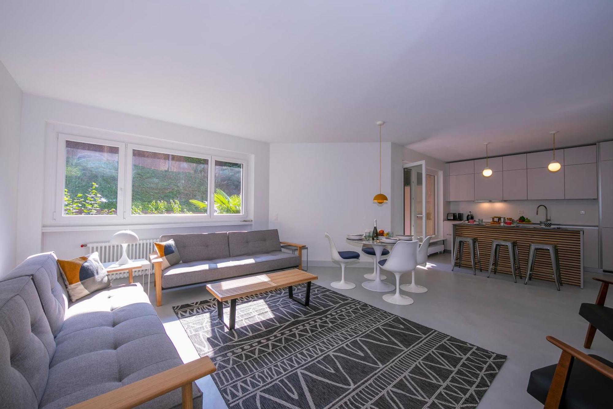Coloratura - Happy Apartment Paradiso