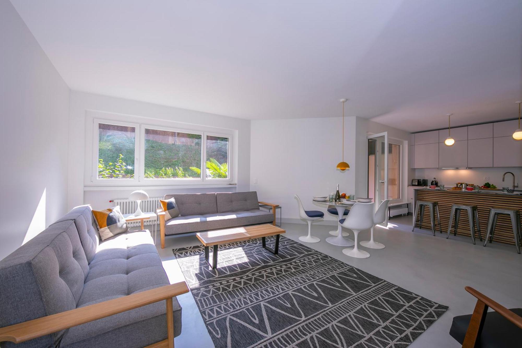 Apartment Coloratura - Happy *